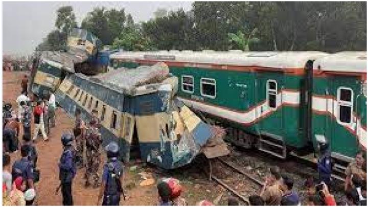 লাইন সংস্কার না করায় দিনকে দিন বাড়ছে রেল দুর্ঘটনা